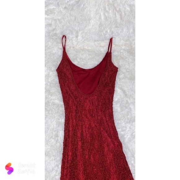 Carmen Marc Valvo-Red Formal/Gown Bead Dress - Picture 4 of 5